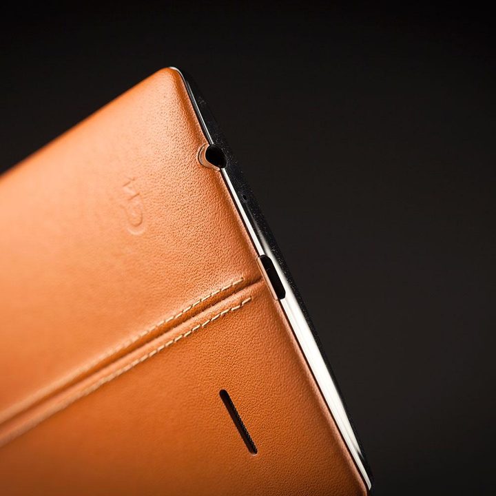 LG G4 leather update back headphone jack