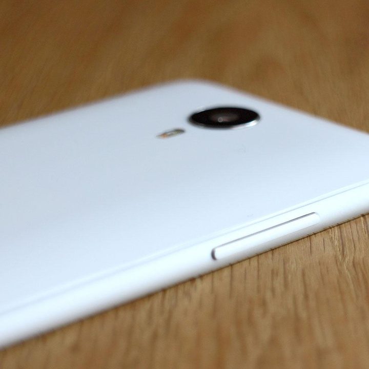 Meizu MX4 with Ubuntu back side button
