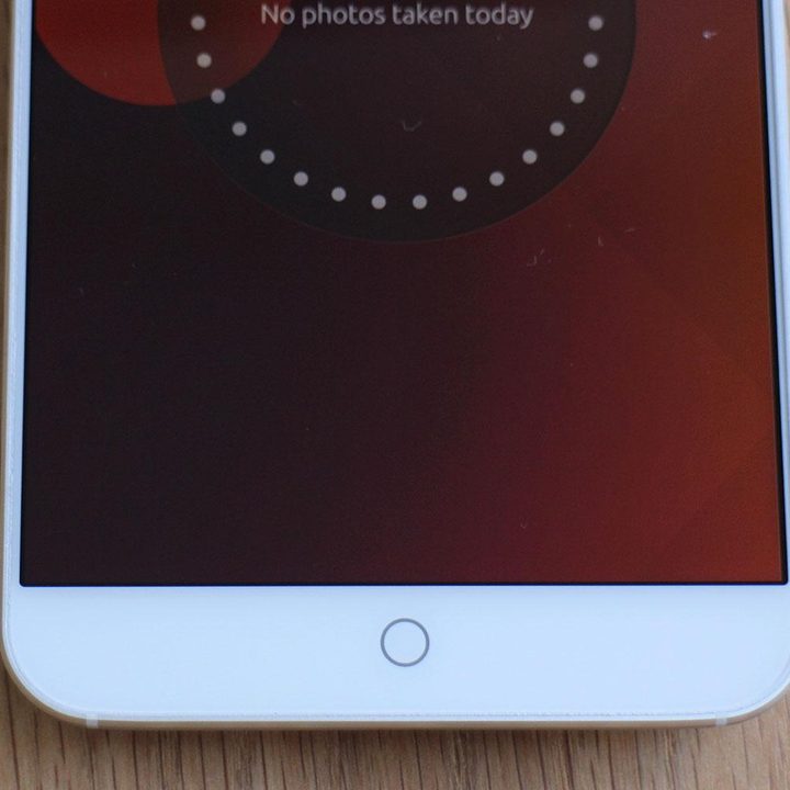 Meizu MX4 with Ubuntu screen bottom