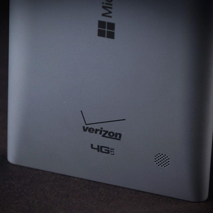 Microsoft Lumia 735