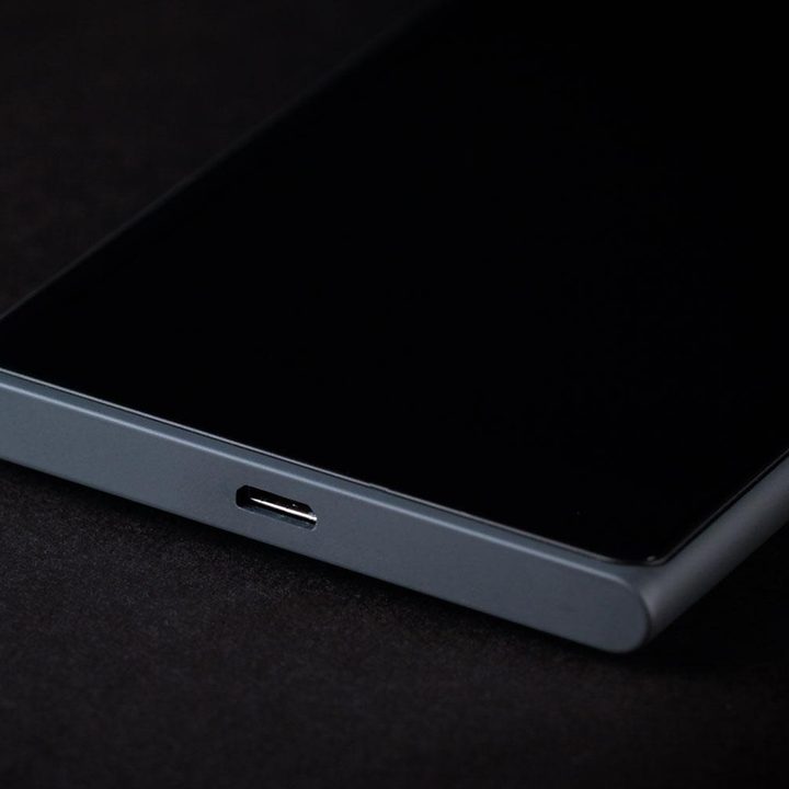 Microsoft Lumia 735