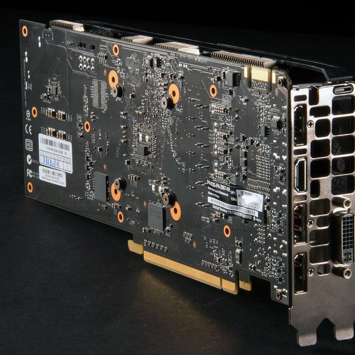 Nvidia GTX 950 back