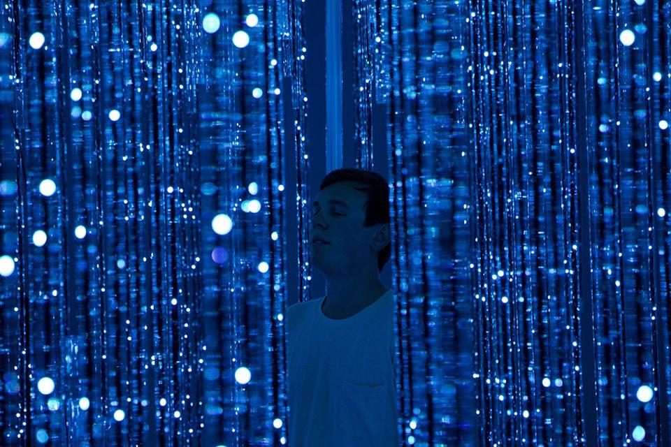 prana led art exhibit 27