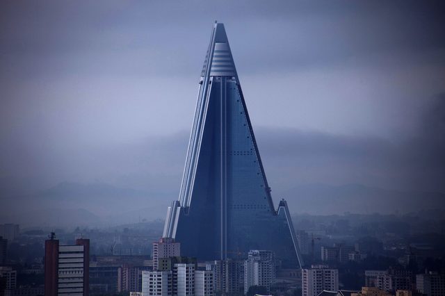 Ryugyong-Hotel-Pyongyang