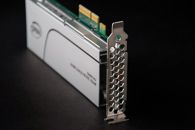 Intel 750 Series SSD