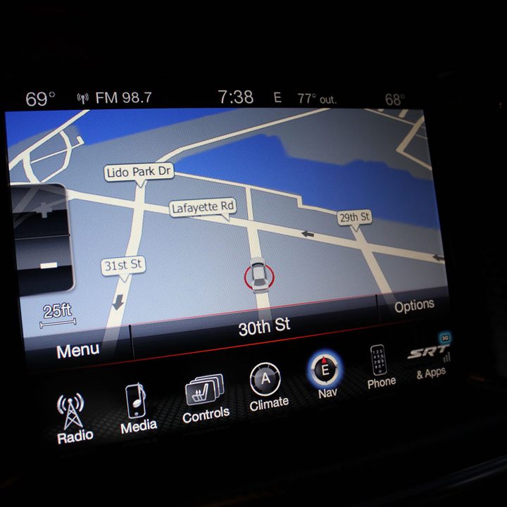 2015 Dodge Charger SRT Hellcat screen map