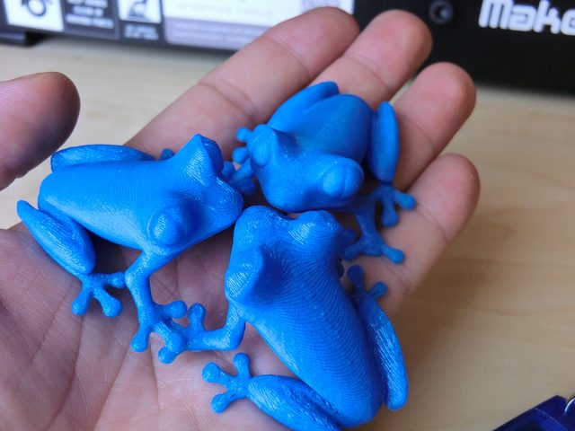 Figurines printed with PLA