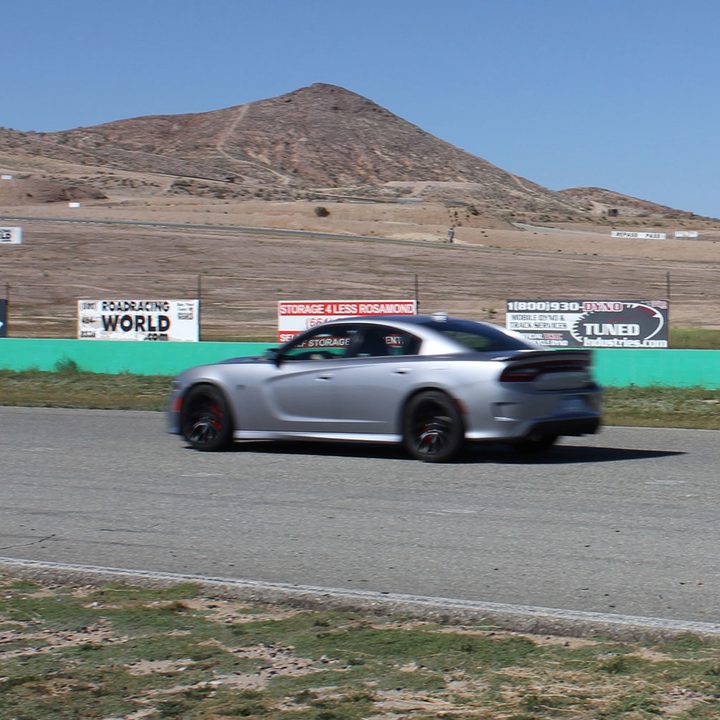 2015 dodge charger challenger srt hellcats track review and hellcat on side