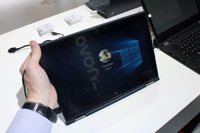 Lenovo ThinkPad Yoga 260