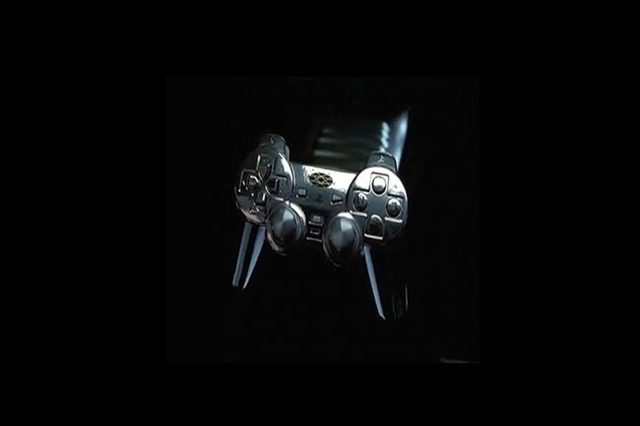 Men-In-Black-II-PlayStation-Dual-Shock-controller_