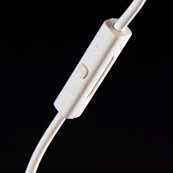Plantronics BackBeat SENSE