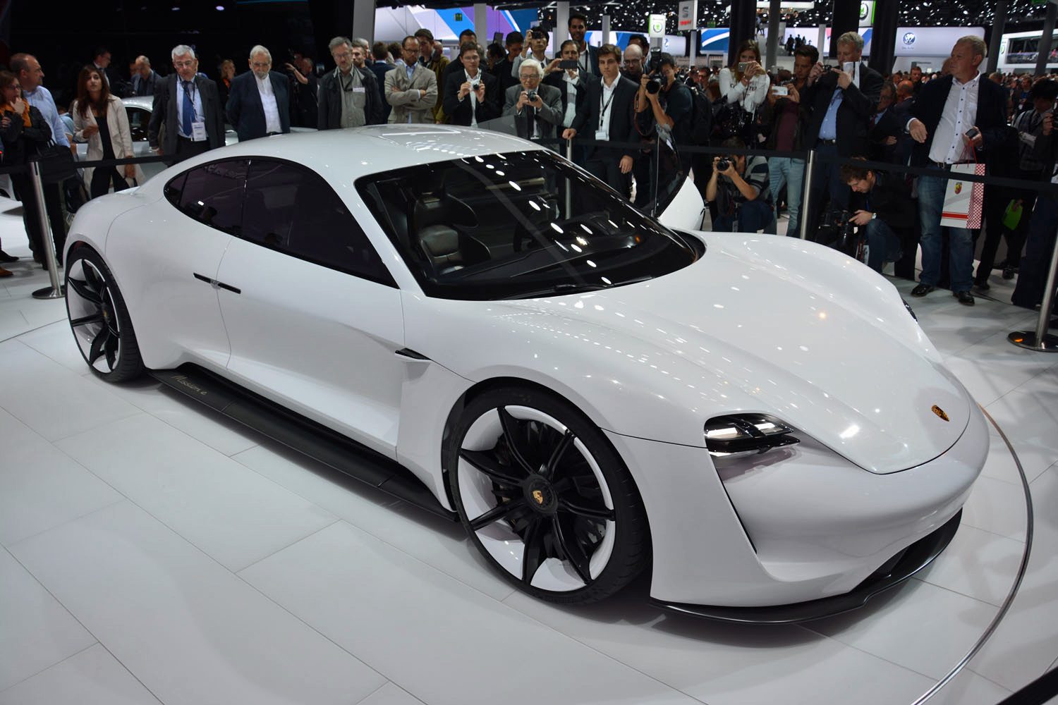 volkswagen 1m electrified cars news goal quotes porschemissionefrankfurt porsche mission e concept 1