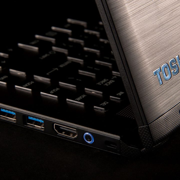 Toshiba Satellite E45W C4200X