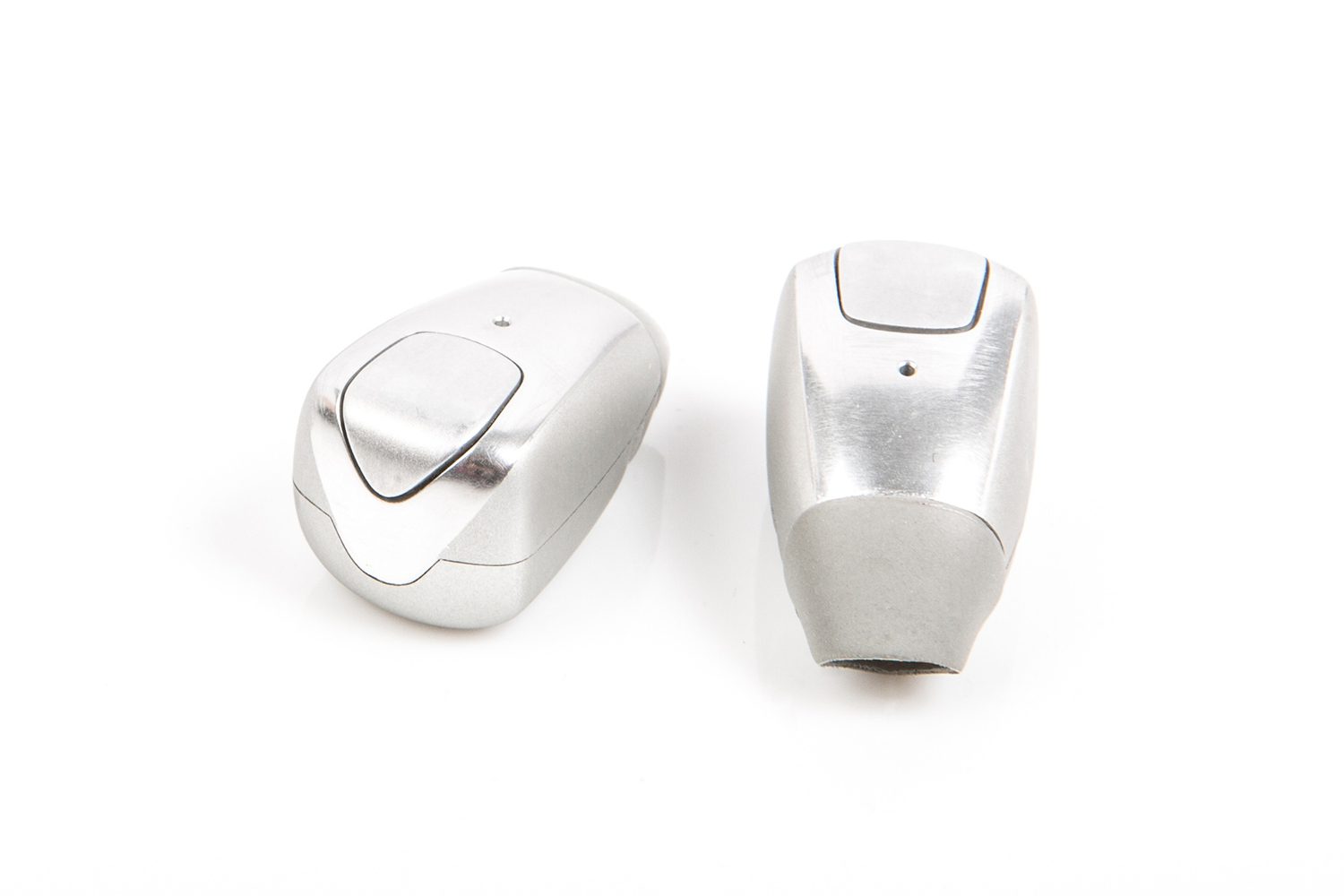 skybuds wireless earbuds product shot 006