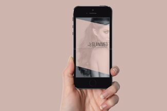 beglammed-on-phone