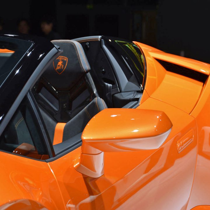 lamborghini huracan spyder