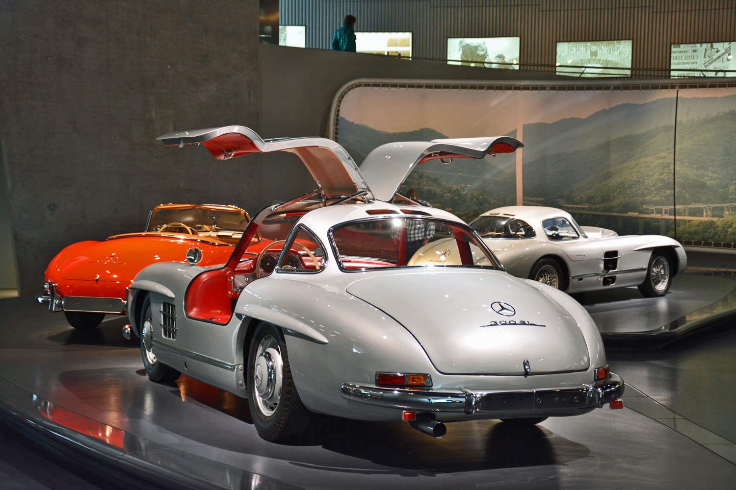 mercedes benz museum stuttgart pictures history ronan glon 300sl 2