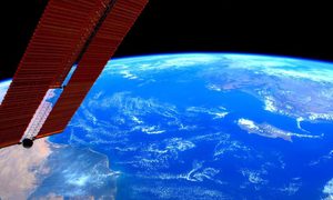scott kelly tweeting from space mediterranean