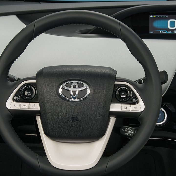 2016 toyota prius first drive three 13