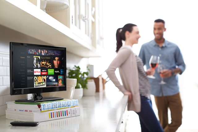 Behind-the-Screens-110815-FireTVStick-Kitchen