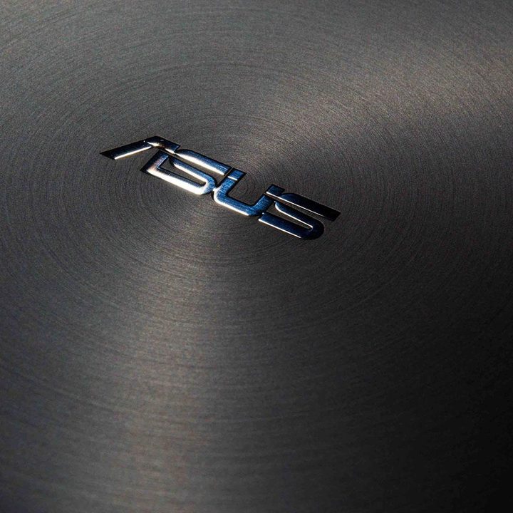 Asus Zenbook UX305C