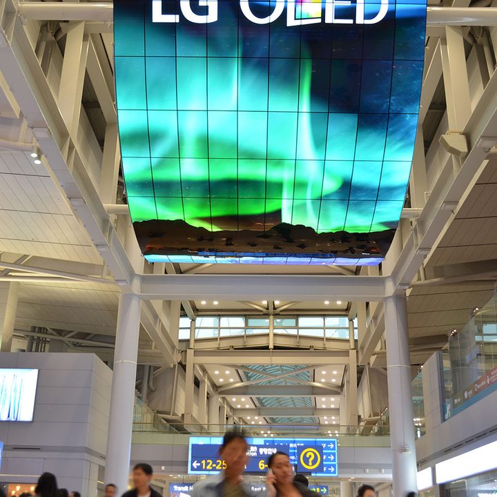 lg flexes its oled muscles with pair of 42 foot tall monster displays display 3