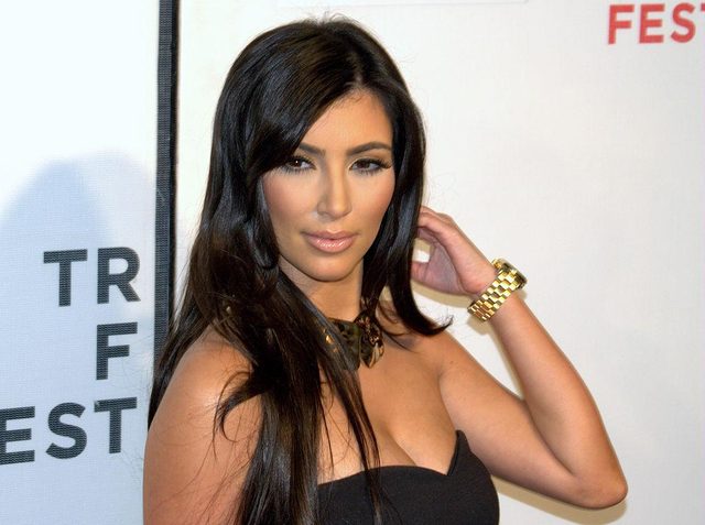1024px-Kim_Kardashian_Tribeca_portrait_2009