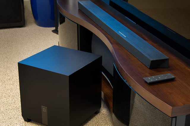 Definitive Technology W Studio Micro 3.1 soundbar