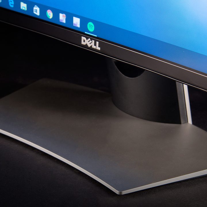 Dell SE2716H monitor
