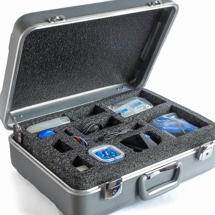 evox eeg brain reader from evoke neuroscience helps mma fighters device image 2