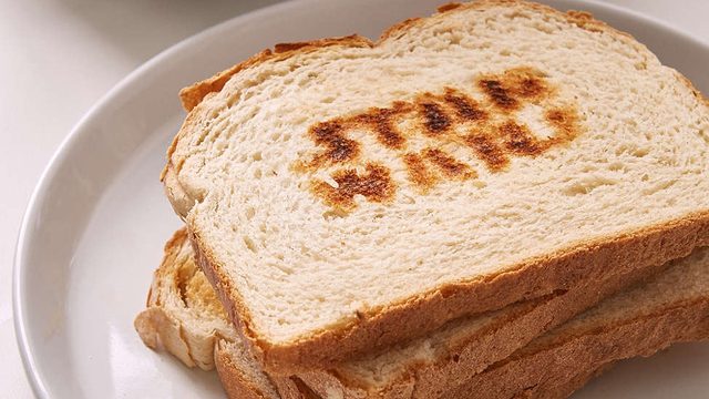 Pangea-Brands-Darth-Vader-Toaster_