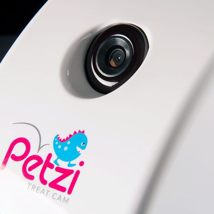 Petzi TreatCam