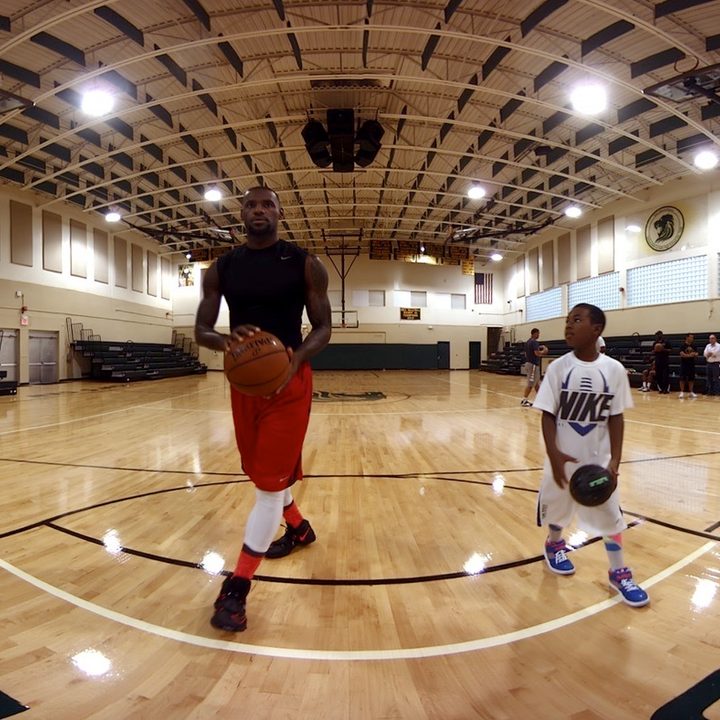watch lebron james in a new vr experience lbj oculus store 5 1