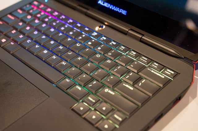 Alienware-OLED-laptop_5709