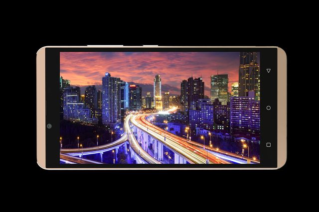 Blu-Vivo-XL-007