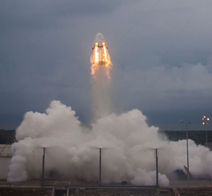 Dragon capsule testing on May 18, 2015