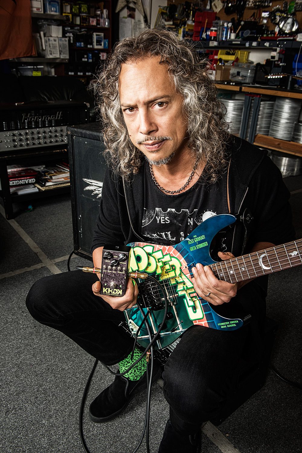 metallicas kirk hammett stomps on spotifys inferior sound ghoul screamer photo credit jay blakesberg