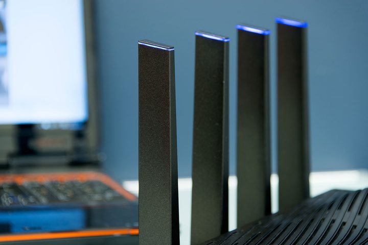 Netgear Nighthawk X8