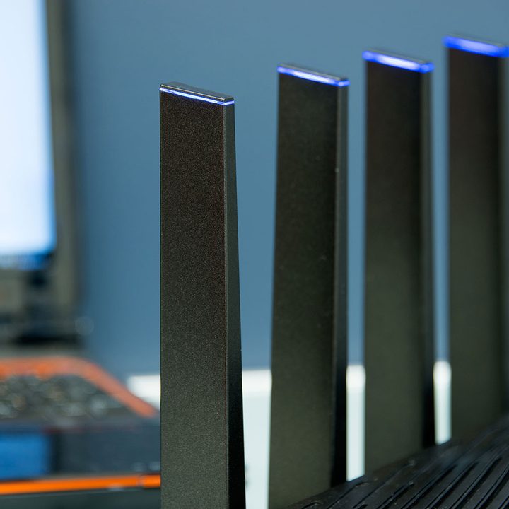 Netgear Nighthawk X8