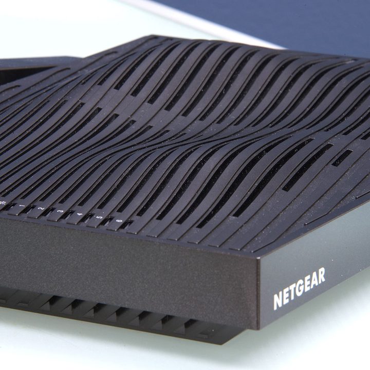 Netgear Nighthawk X8
