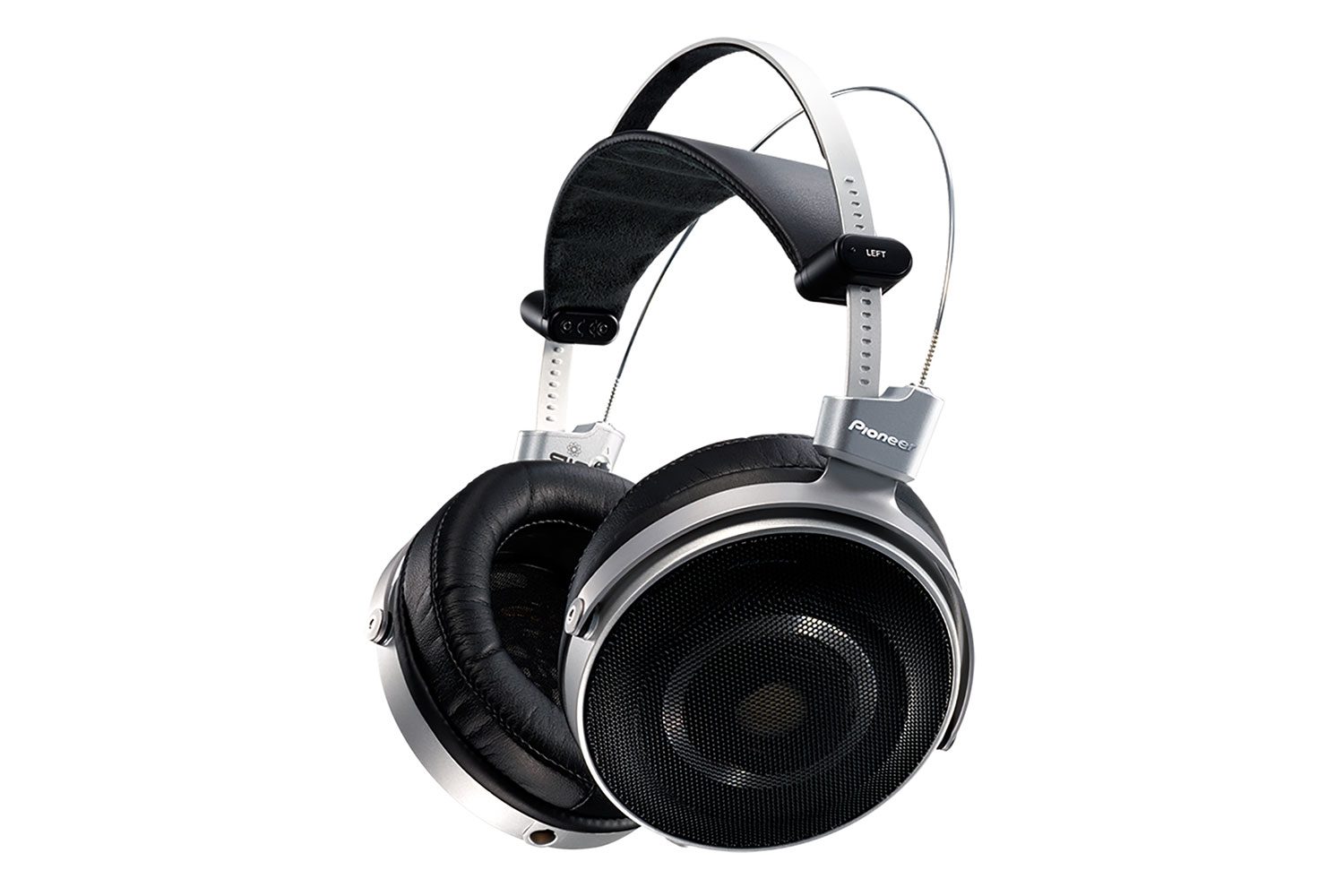 pioneer new home audio offerings ces 2016 se master1 headphones 004