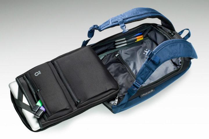 riutbag r15 hands on r10 open