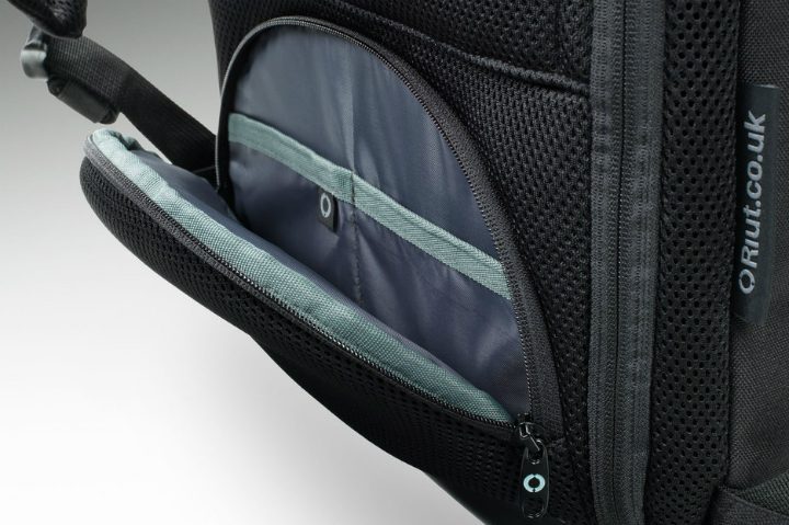 riutbag r15 hands on r10 pocket