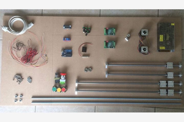 Weekend-Workshop-Arduino-powered-laser-engraver_2
