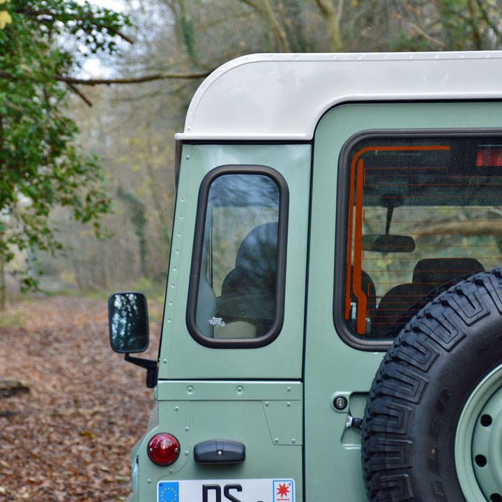 2015 Land Rover Defender