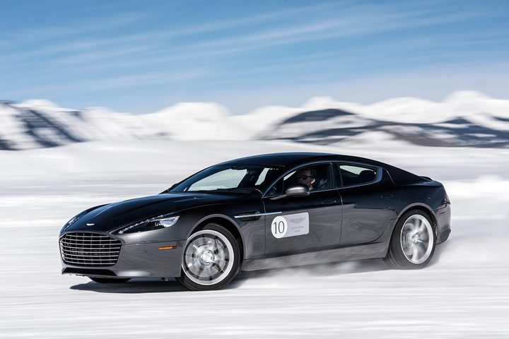 2016-Aston-Martin-On-Ice-01-am-on-ice-rapide