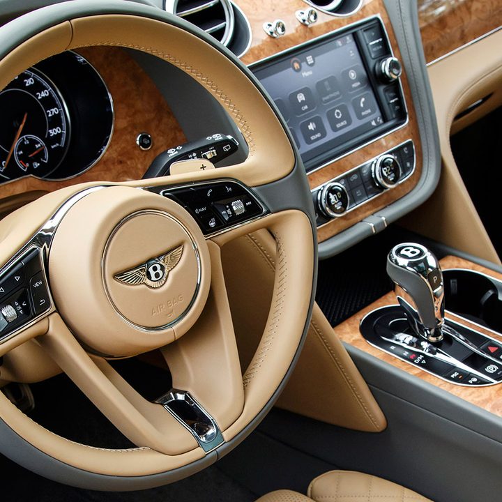 2017 Bentley Bentayga First Drive
