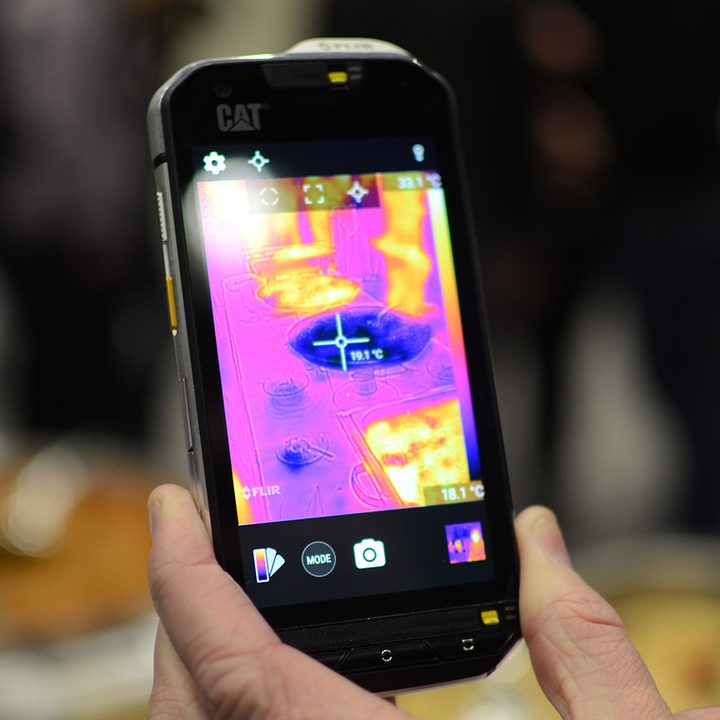 cat s60 flir thermal image camera news 0384