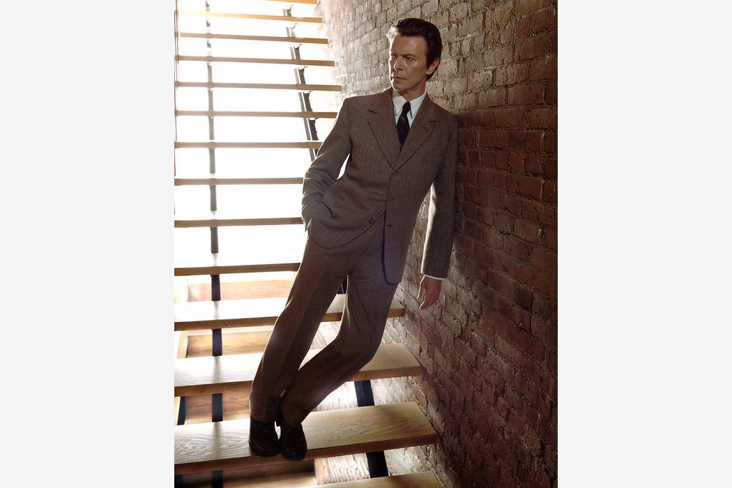 photographer markus klinko debuts unseen photos of david bowie by stairs 4800curve