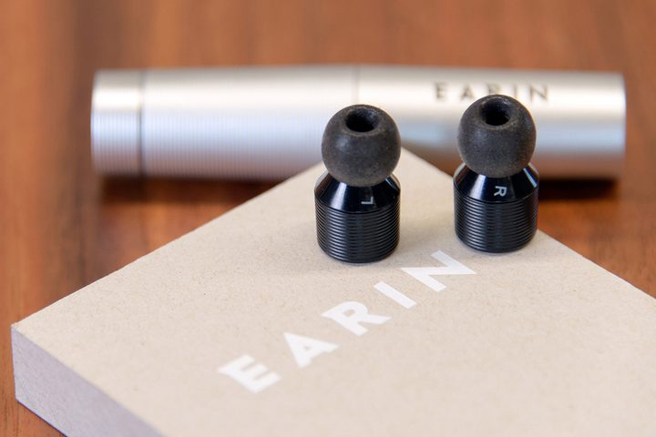 Earin-wireless-earbuds-valentines_